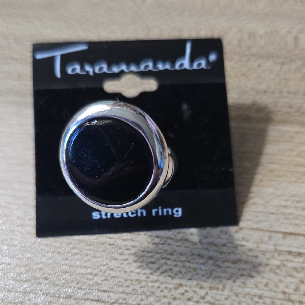 Vintage Taramanda Silver and Black Gem Stretch Ring NWT